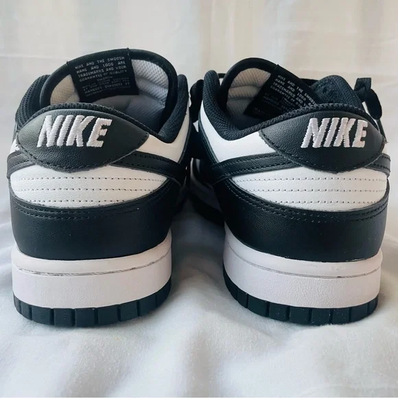Nike Dunk Low Panda Women’s Sz. 10 Mens Sz. 8.5 DD1503-101 Black/White - Picture 3 of 8